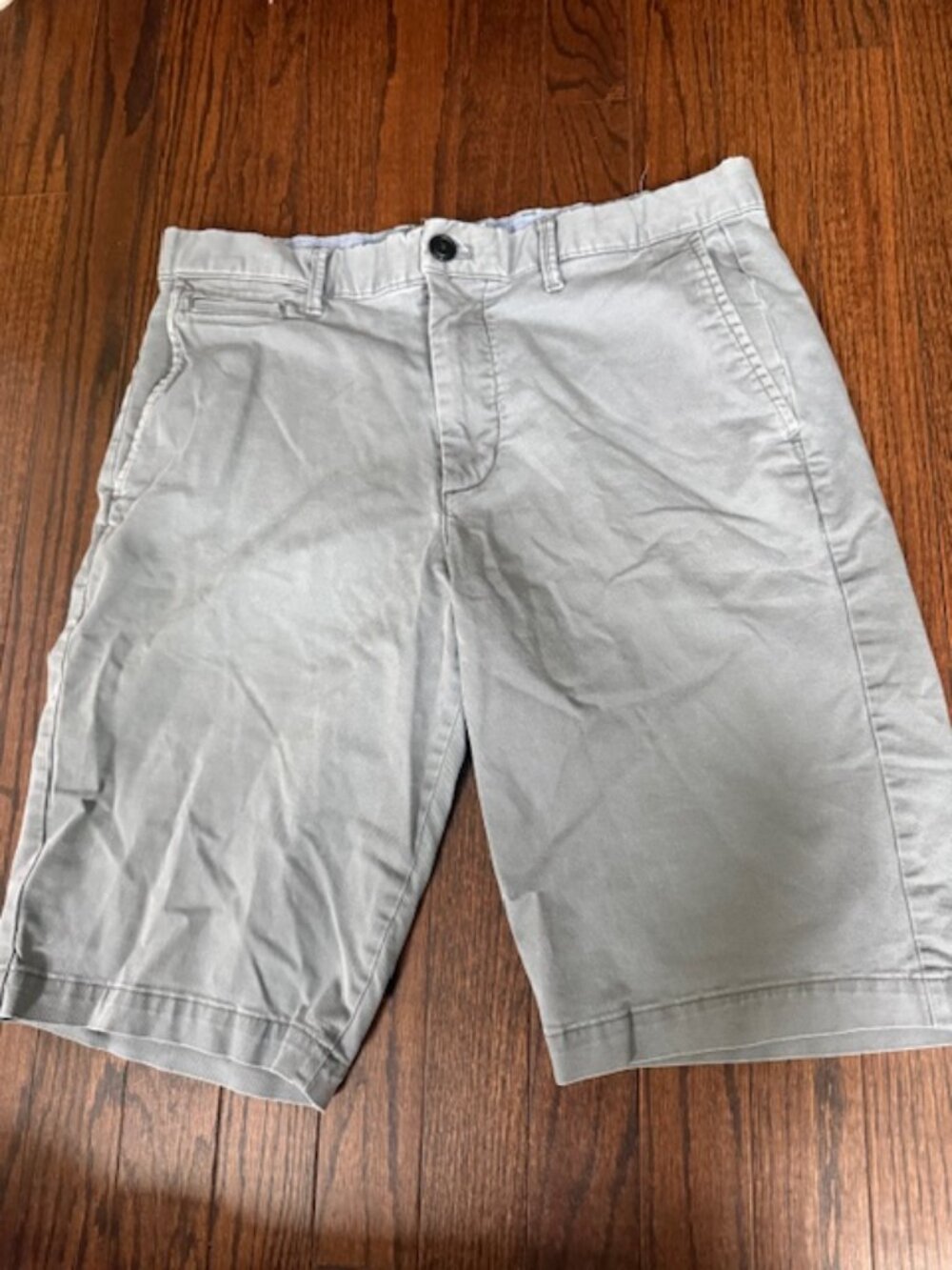 Mens Gray Gap shorts